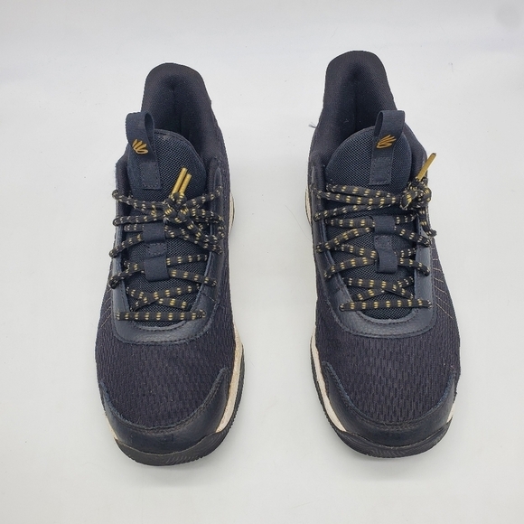 Under Armour Shoe 9.5 Mens 11 Wm UA Curry 3Z7 Black Gold Basketball Sneakers - Picture 7 of 8